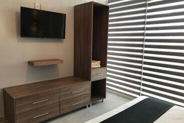 هتل Y Spa Posada Mirador