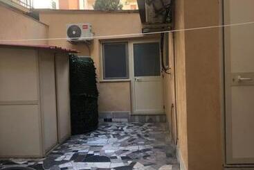تختخواب و صبحانه Beauty House