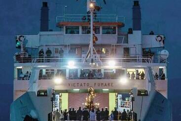 تختخواب و صبحانه Milazzo Port Rooms