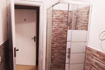 تختخواب و صبحانه Milazzo Port Rooms