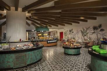 Dreams Natura Resort & Spa  All Inclusive