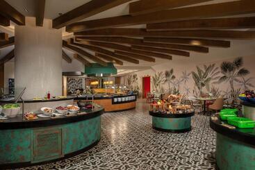 Dreams Natura Resort & Spa  All Inclusive