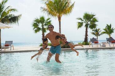 Dreams Natura Resort & Spa  All Inclusive