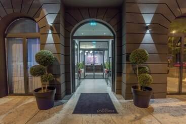 هتل Boscovich Boutique