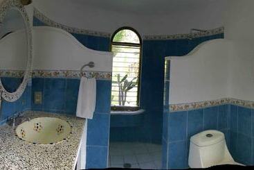 هتل Bungalows Lydia San Pancho