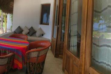 هتل Bungalows Lydia San Pancho