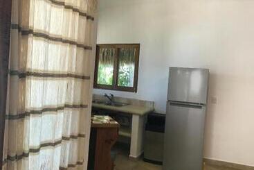 هتل Bungalows Lydia San Pancho