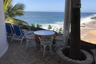 هتل Bungalows Lydia San Pancho