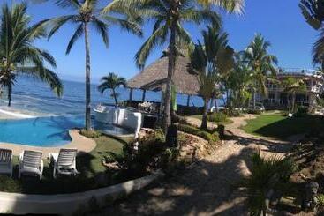 هتل Bungalows Lydia San Pancho