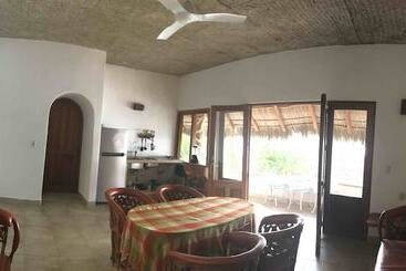 هتل Bungalows Lydia San Pancho