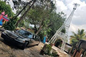 هتل Club Quinta Pat Resort & Restaurant