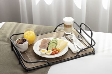 هتل Holiday Inn   Eindhoven Airport, An Ihg