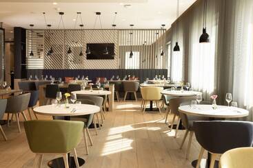 هتل Holiday Inn   Eindhoven Airport, An Ihg