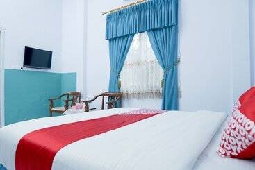 هتل Niaga By Oyo Rooms