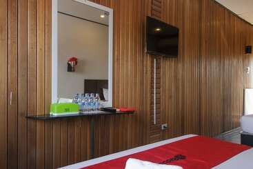 هتل Reddoorz Near Jalan Sudirman Padang
