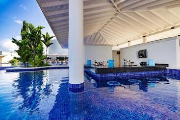 هتل Royalton Grenada, An Autograph Collection Allinclusive Resort