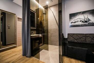 پانسیون Teatro Suite & Rooms
