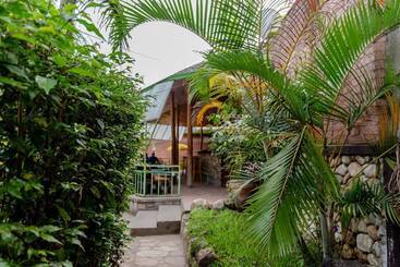 Sawa Sawa Motel