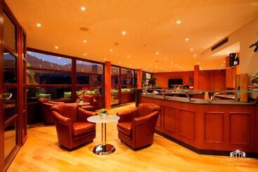 Astra Vevey Hotel & Restaurant
