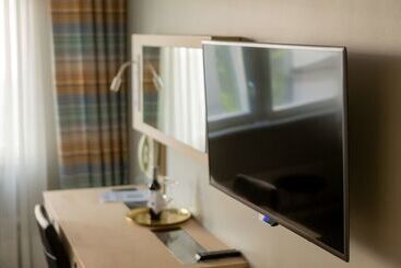 هتل Best Western Plus John Bauer