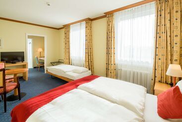 هتل Hôtel Rallye & Entrées Aux Bains De La Gruyère