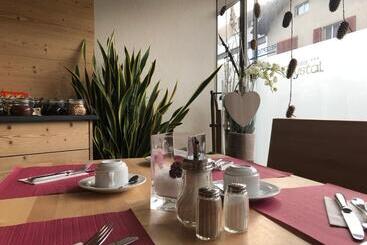 酒店 Crystal Interlaken