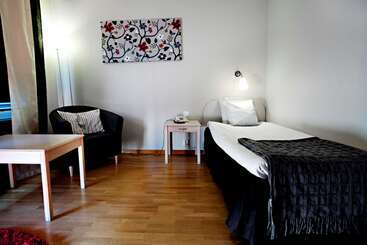 First Hotel Statt