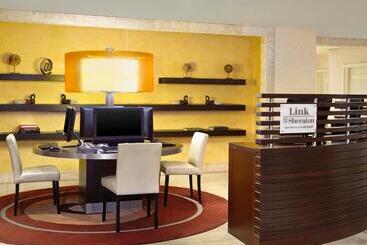 هتل Sheraton Stockholm