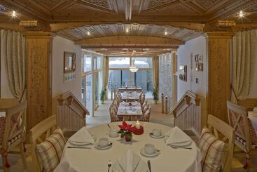 Swiss Alpine Hotel Allalin