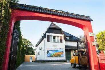 B&b House Of Java