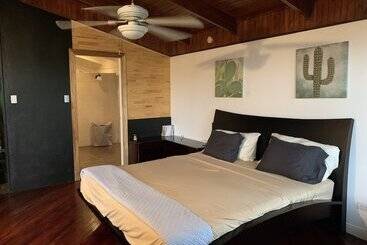 هتل Better Life Suites & Studio