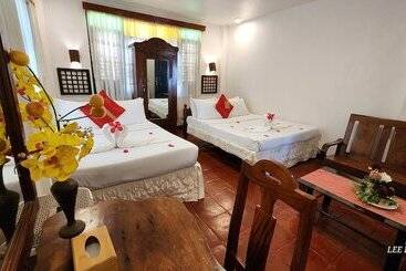 هتل Evangeline Beach Resort