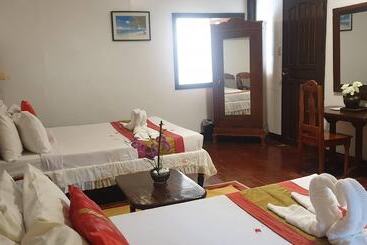 هتل Evangeline Beach Resort