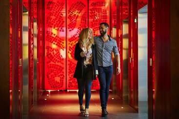 هتل Holiday Inn Express Melbourne Southbank, An Ihg