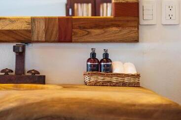 هتل Kanan Tulum Treehouse, Rooftop, Beach Club & Spa   Adults Only