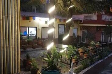 پانسیون Nirvana Green Peace Home