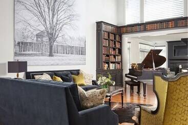 Rye Park Manor Luxury B&b