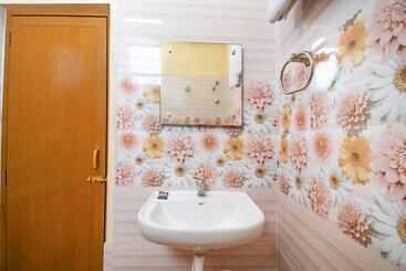 Fabhotel Ssb Residency