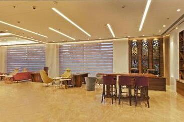 هتل Golden Premier Amritsar