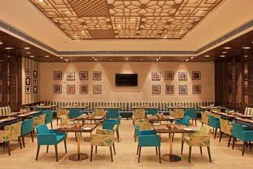 هتل Golden Premier Amritsar