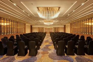 هتل Golden Premier Amritsar