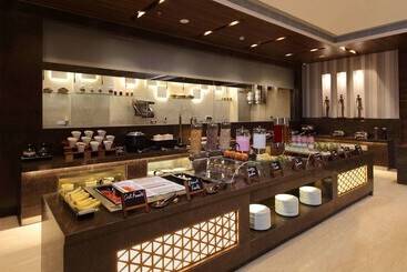 هتل Golden Premier Amritsar