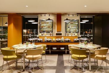 Lemon Tree Hotel Viman Nagar Pune