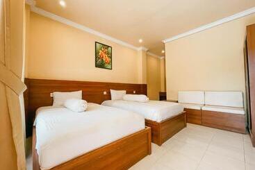 Отель Urbanview My Home One Gili Trawangan