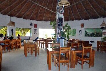 هتل Paradise Campement Auberge
