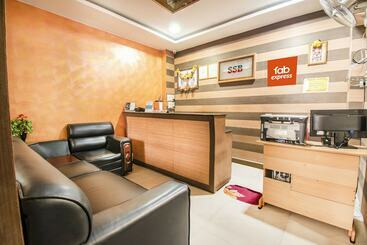 Fabhotel Ssb Residency