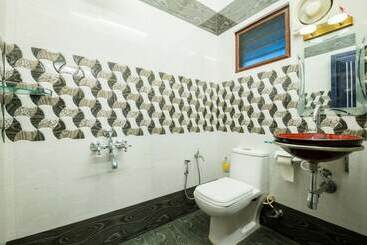 هتل Stayapart Peter S Inn Home Stay