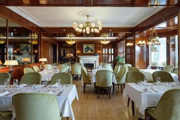 هتل Stonehaven Le Manoir  Relais & Chateaux