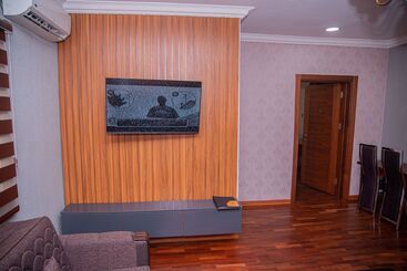 Mahogany Hotel And Suites