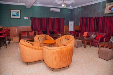 Mahogany Hotel And Suites